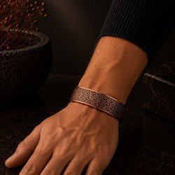 LAJA-1575 Saf Bakır Kelepçe Bileklik – Labirent Geometrik Geçme Desen LAJA-1575 labirent geometrik geçme desenli saf bakır kelepçe bileklik ürün fotoğrafı