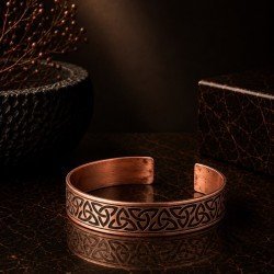 LAJA-1580 üçlü düğüm triquetra desenli saf bakır kelepçe bileklik ürün fotoğrafı