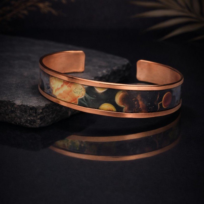 LAJA-2522 Solar Drift el yapımı sıcak tonlu sanatsal bakır bileklik modeli