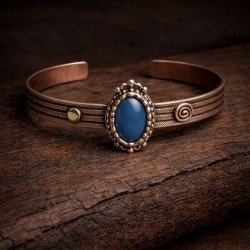 Doğal taş detayına sahip, bakır gövdeli el işçiliği LAJA-4000S3 bileklik