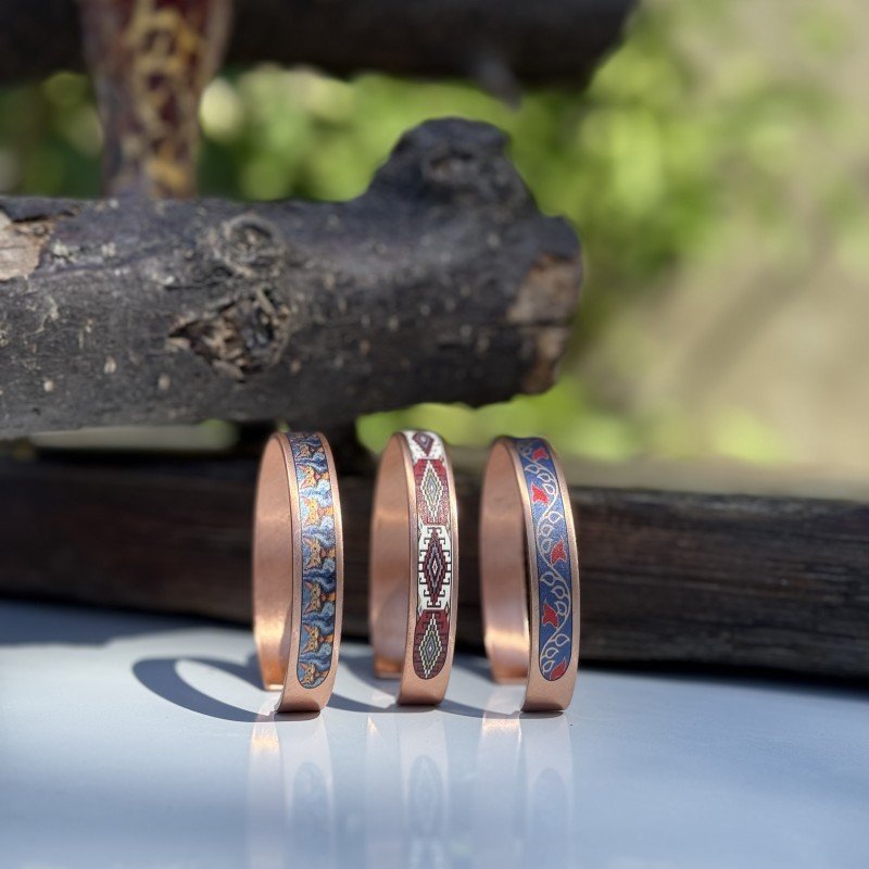 LAJA 1700 Serisi 2’li Bakır Bileklik Seti Etnik Desenli UV Baskılı El Yapımı Bakır Takı