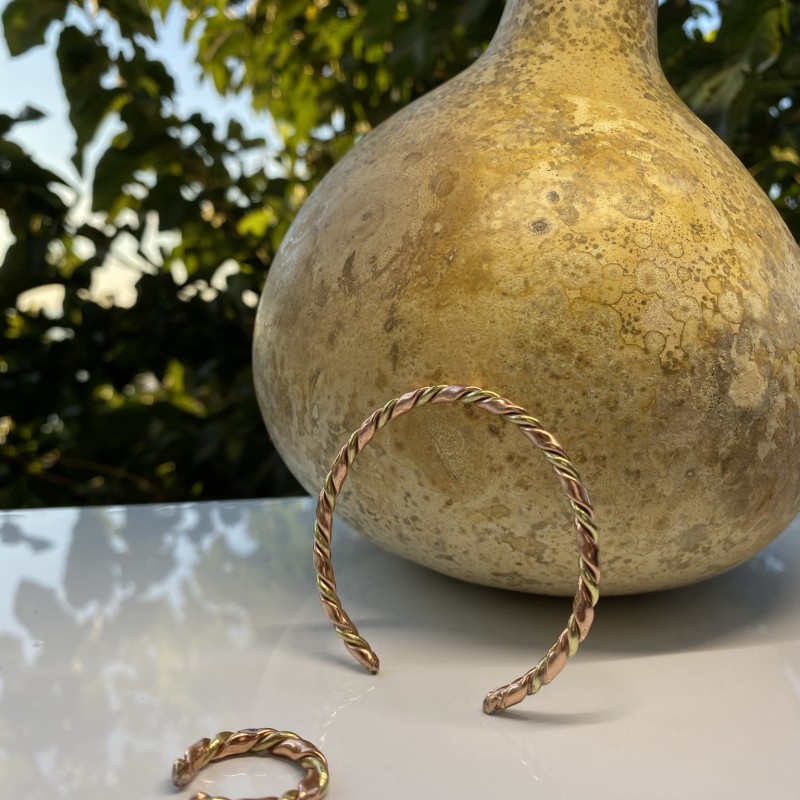 LAJA-1009 Zarif ve Şık Bakır ve Bronz Burgu 2'li Bileklik ve Yüzük Set LAJA-1009 Zarif ve Şık Bakır ve Bronz Burgu 2'li Bileklik ve Yüzük Set