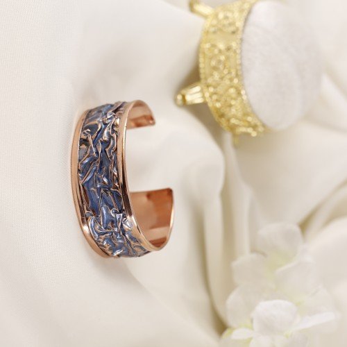 LAJA-2003 El Yapımı Buruşuk Desenli Bakır Bilezik - Üsküp Rüya Koleksiyonu LAJA-2003 El Yapımı Buruşuk Desenli Bakır Bilezik - Üsküp Rüya Koleksiyonu