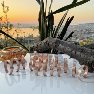 LAJA-1520 – Gümüş Suyu ile Renklendirilmiş Oyma Bakır Bileklik