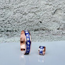 LAJA-2507 – Gece Mavisi & Ay Temalı 2’li Set Bakır Bileklik + Bakır Yüzük LAJA-2507 – Gece Mavisi & Ay Temalı 2’li Set Bakır Bileklik + Bakır Yüzük